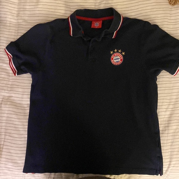 FC Bayern Munich Football Club Navy Blue Polo Shirt Small - Picture 2 of 6
